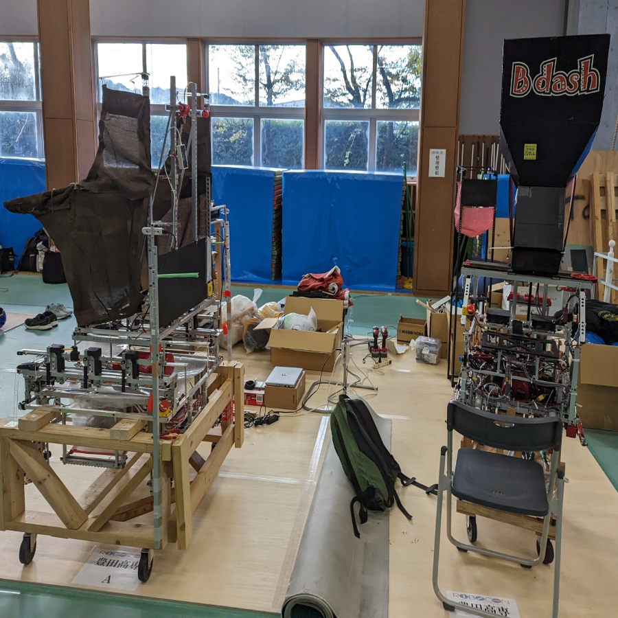 全国高等専門学校ロボットコンテスト2023東海北陸地区大会に豊田高専から2チームが出場しました。