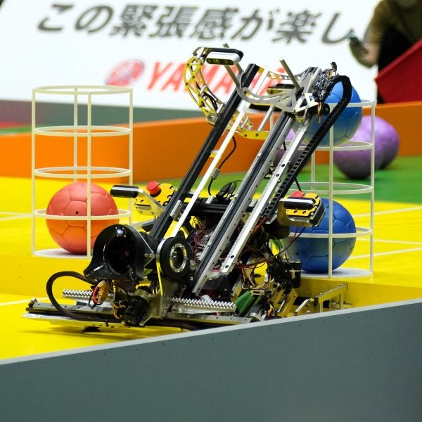 本校学生がNHK学生ロボコン2024において特別賞を受賞！