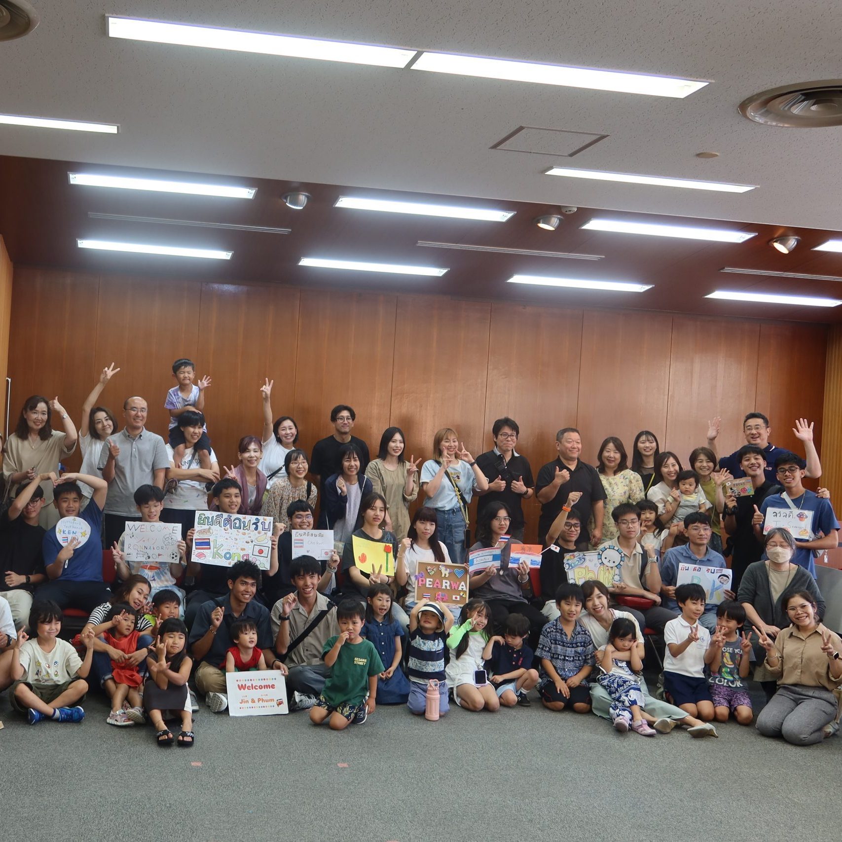 タイ高専学生が6月20日にホストファミリーと対面しました。
